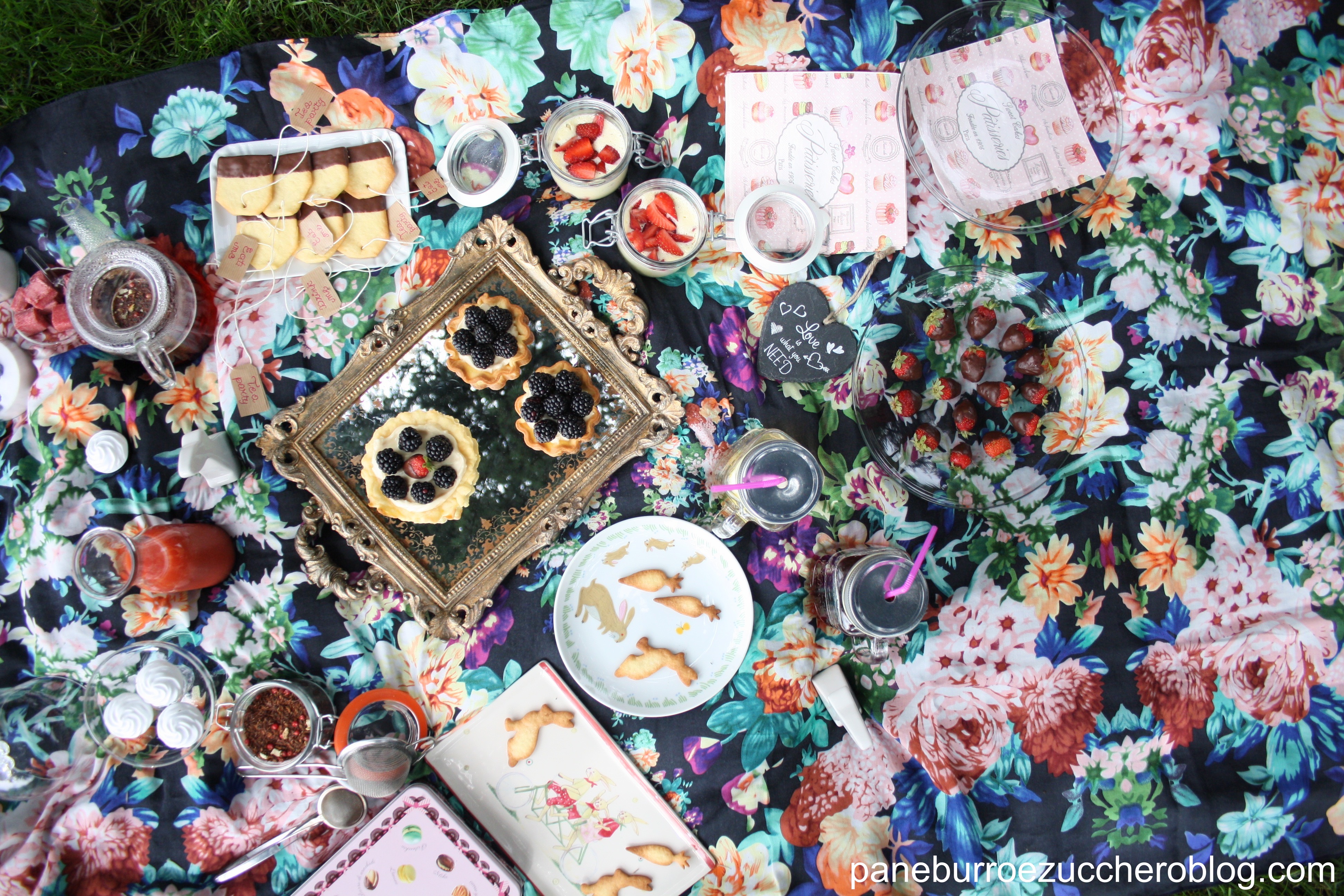 Tè con bianconiglio 1