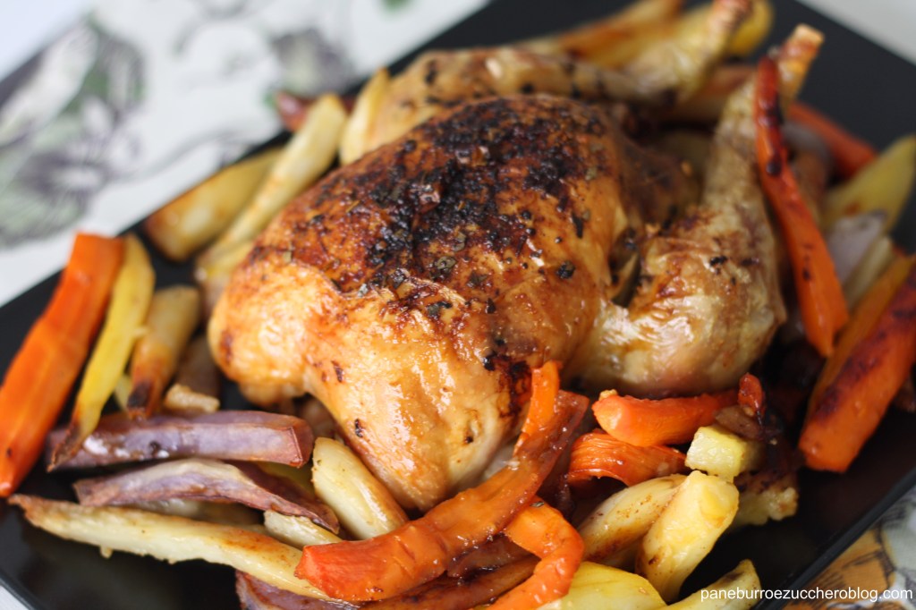 Galletto ripieno di bacon, prugne e castagne con carote e patate al forno