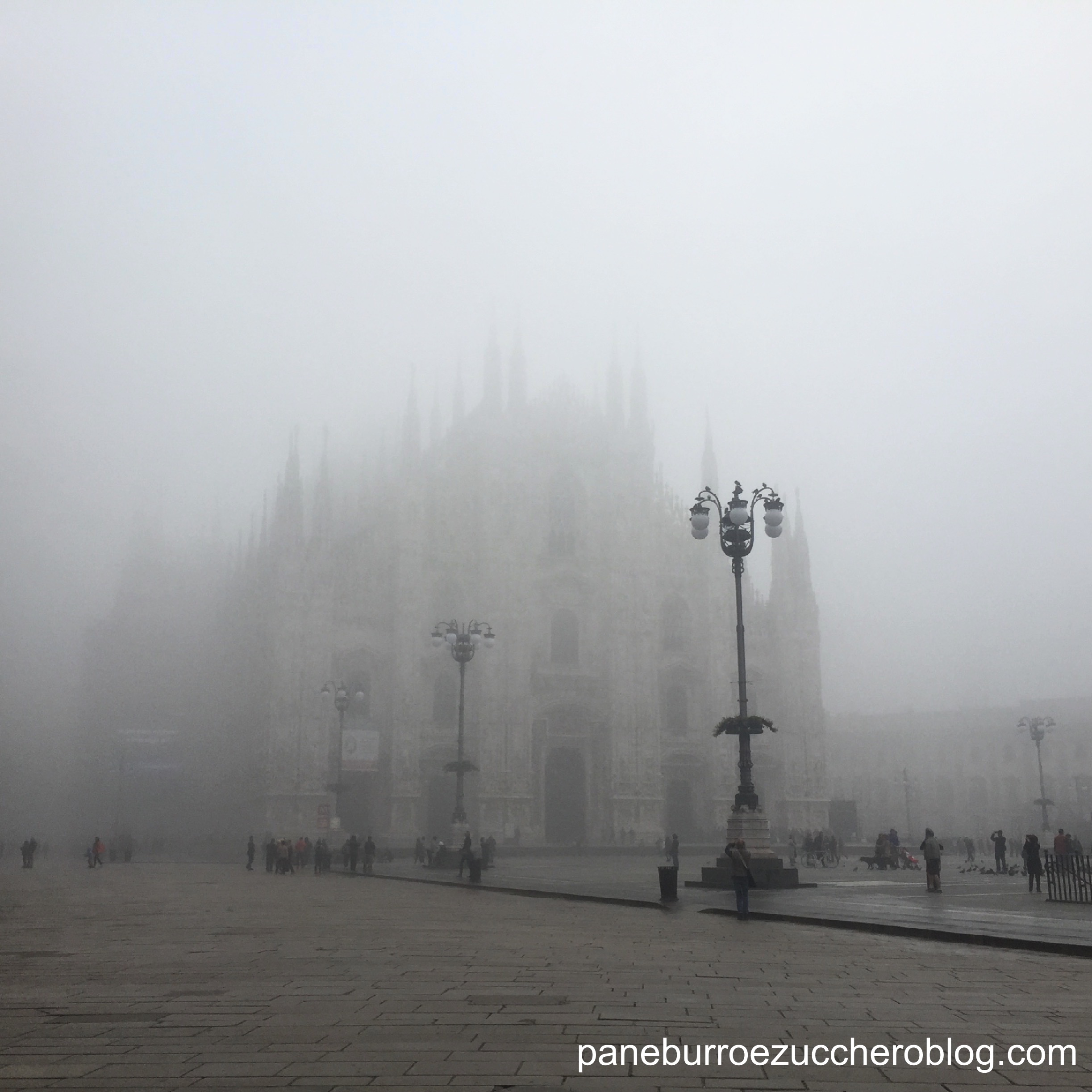 Milano nebbiosa